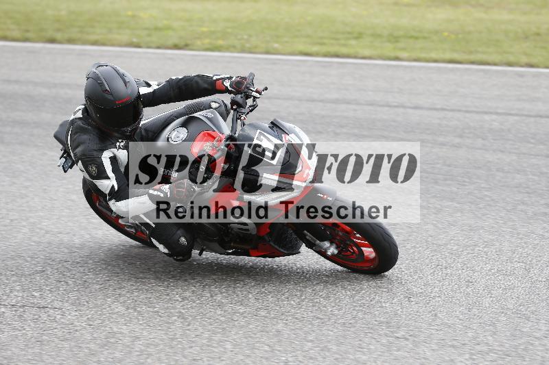 Archiv-2025/22 06.06.2025 DISCOVER the BIKE ADR/Race 3 rot/67